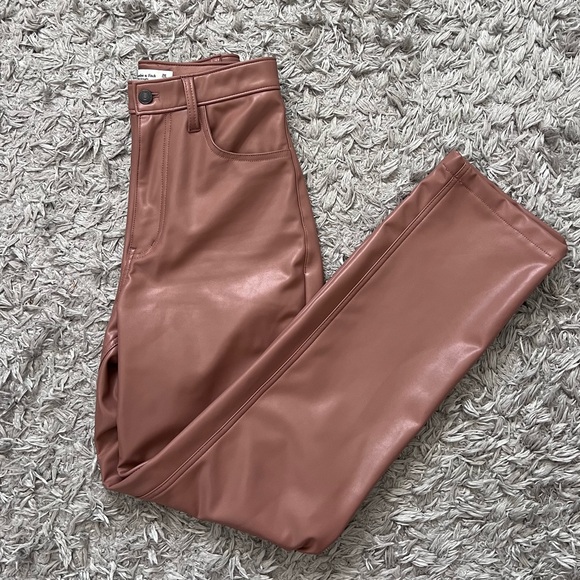 Abercrombie curve love high rise 90s straight leather pants - Picture 3 of 7
